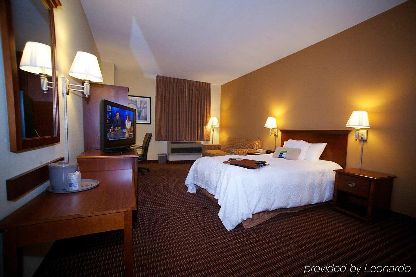 Hampton Inn Baltimore/Глен Бърни Стая снимка